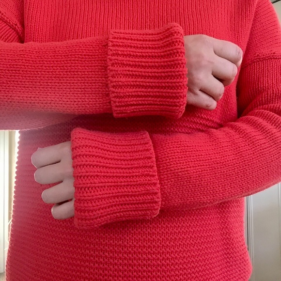 GAP Chunky Knit Sweater - Picture 4 of 12
